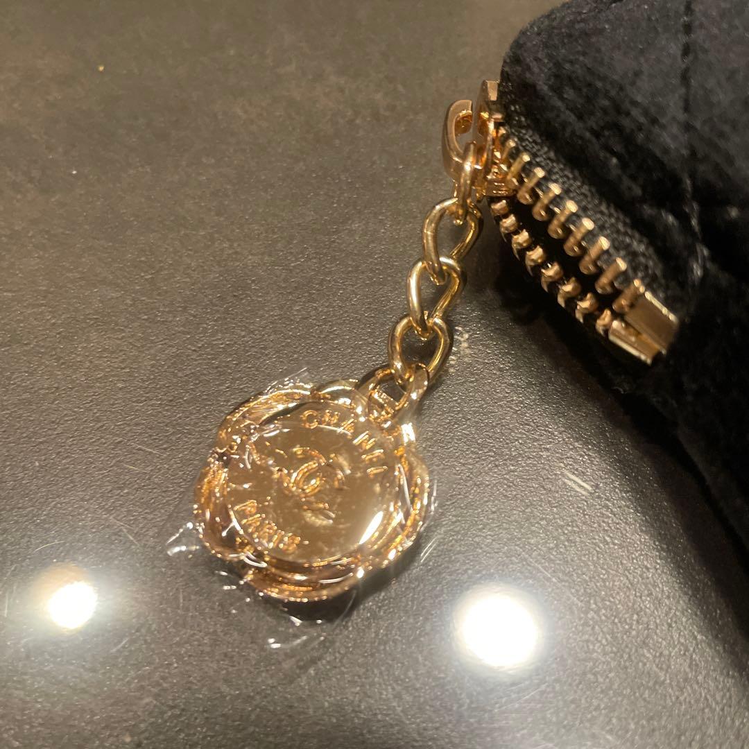 新品未使用　CHANEL ブラック ノベルティ　ポーチ　限定　非売品　シャネル