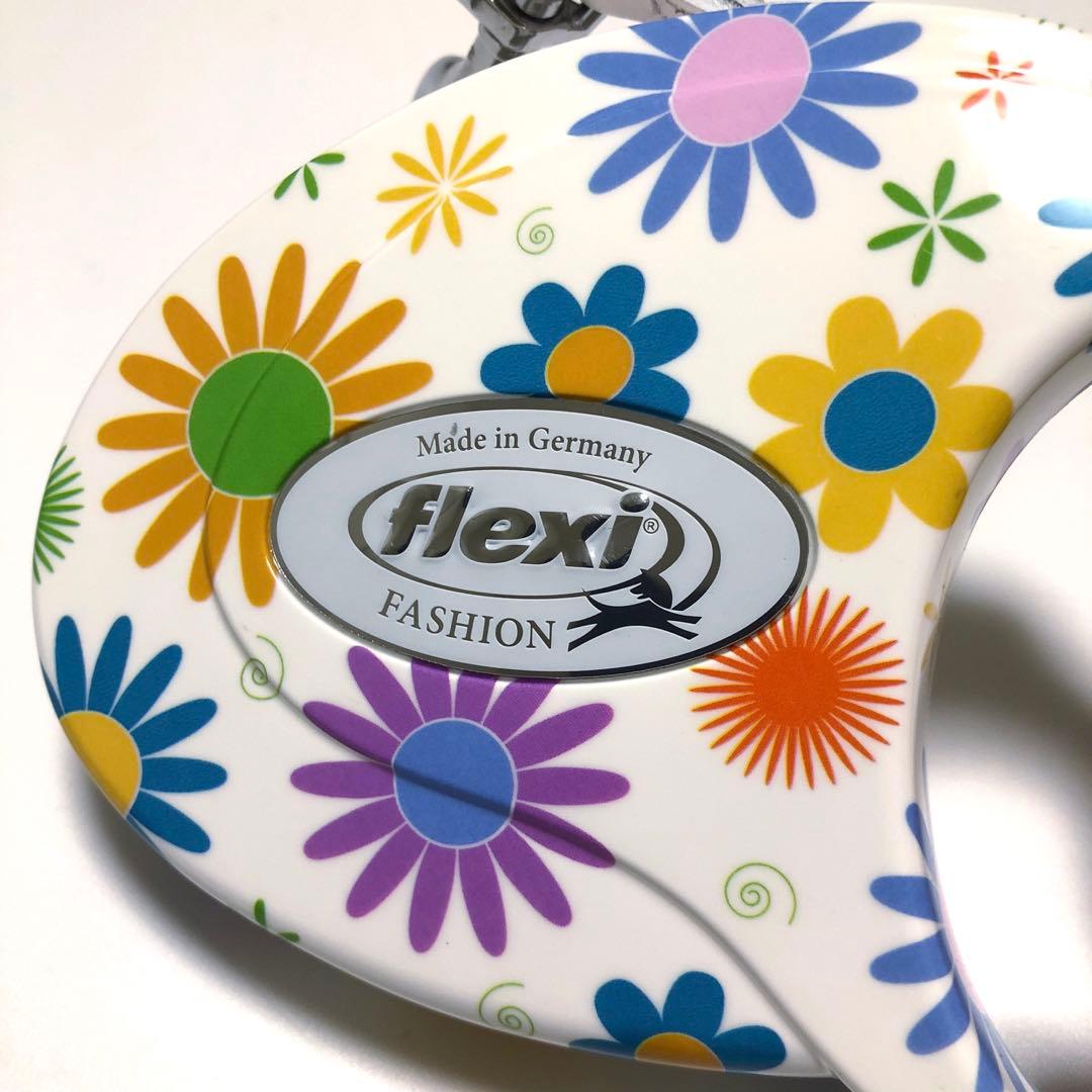 希少 flexi フレキシリード 5mリード 花柄 犬 ペット ホワイト 紐の長