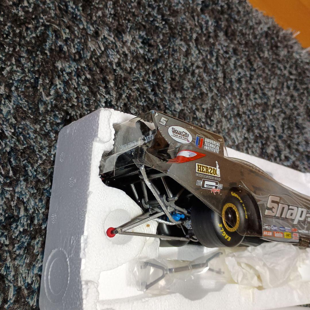 スナップオン　Snap-on ドラッグカー 1/24スケール　オートワールド