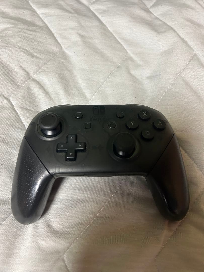 Nintendo Switch 本体　充電付き プロコン