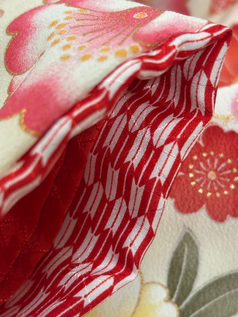 七五三　3歳女の子　着物・袴セット　ひさかたろまん　手鞠　アイボリー　八重桜