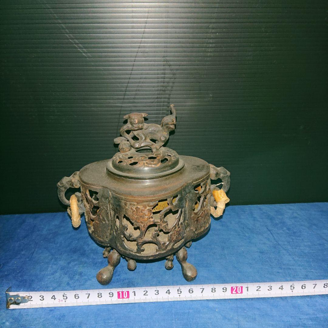 大明宣徳年製香炉、獅子