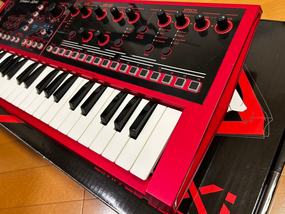 レア】Roland JD-Xi REDアナログシンセサイザー ケース付