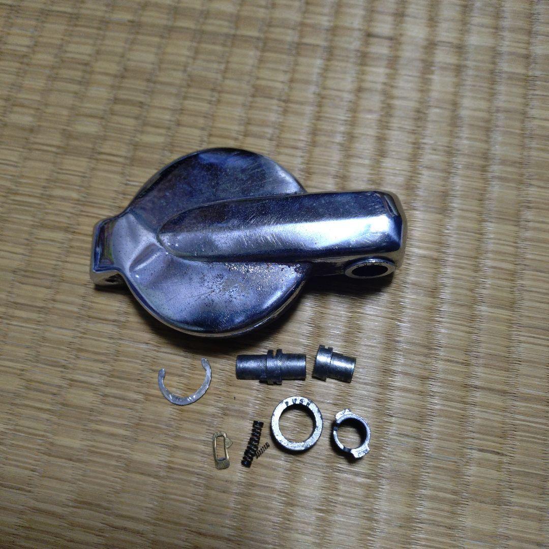 GT380 サンパチ 燃料 タンク キャップ 部品取り - メルカリ