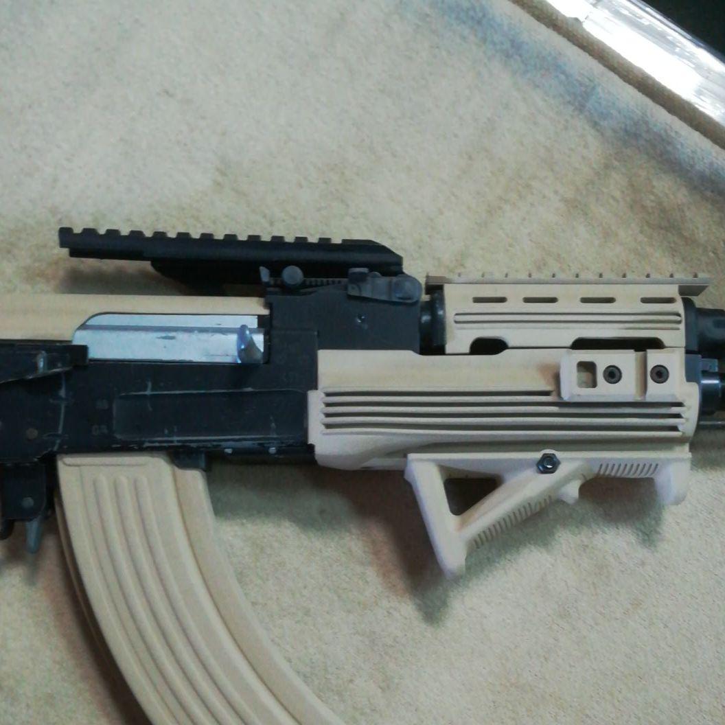 東京マルイベースAK 47電動ガン