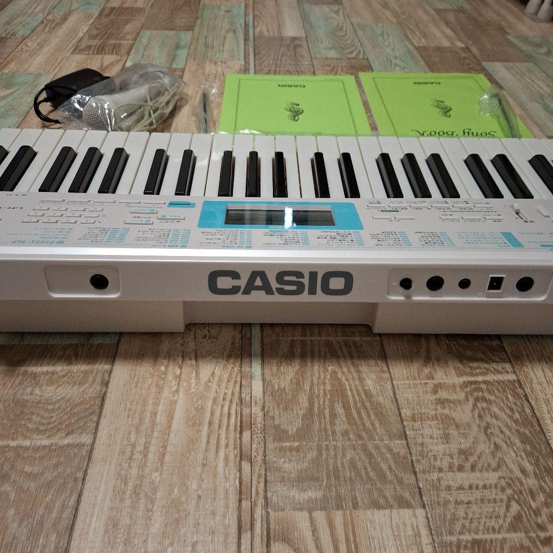 【美品】CASIOカシオ 光ナビゲーションキーボード LK-128 61鍵
