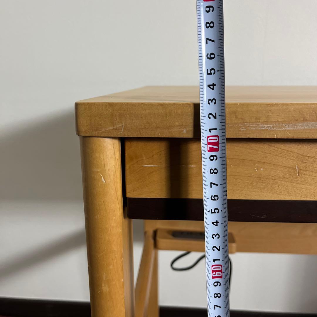 KOIZUMIコイズミ◾️コンセント付きデスク KWD-131 机 パソコン 木製