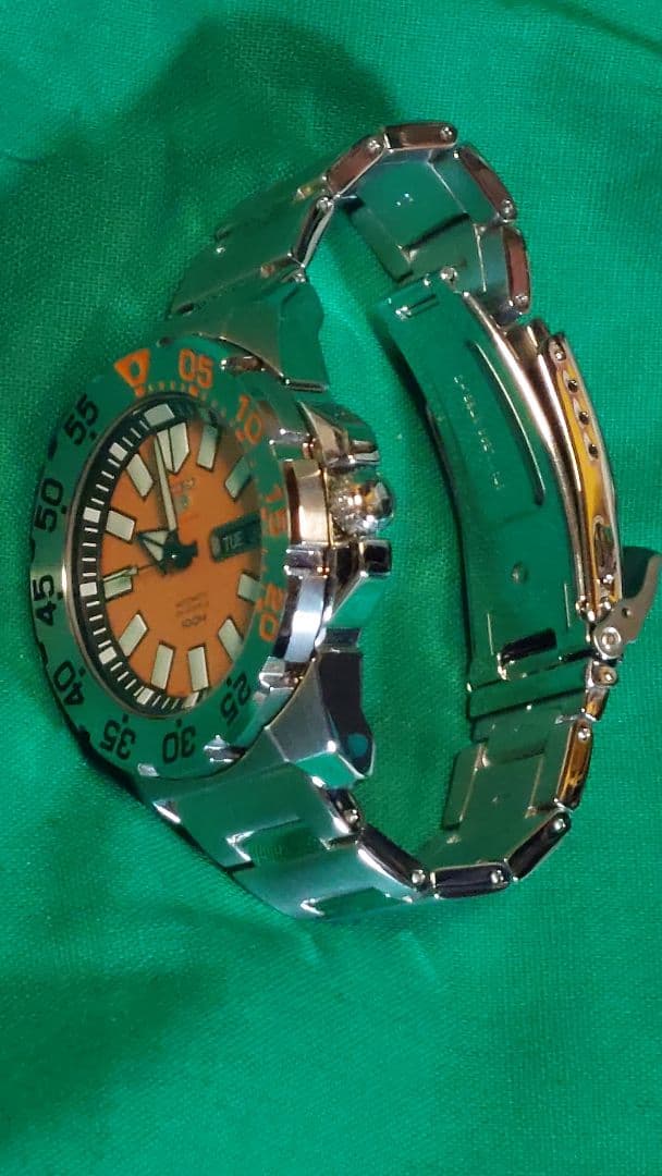 b*n様 SEIKO スポーツ5自動巻き 腕時計 オレンジ 100m防水