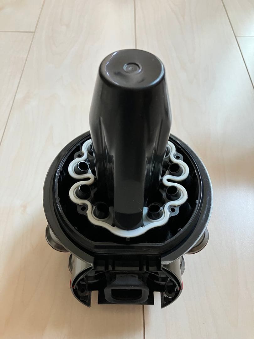 分解清掃済み ダイソン V8 slim fluffy SV10K - メルカリ