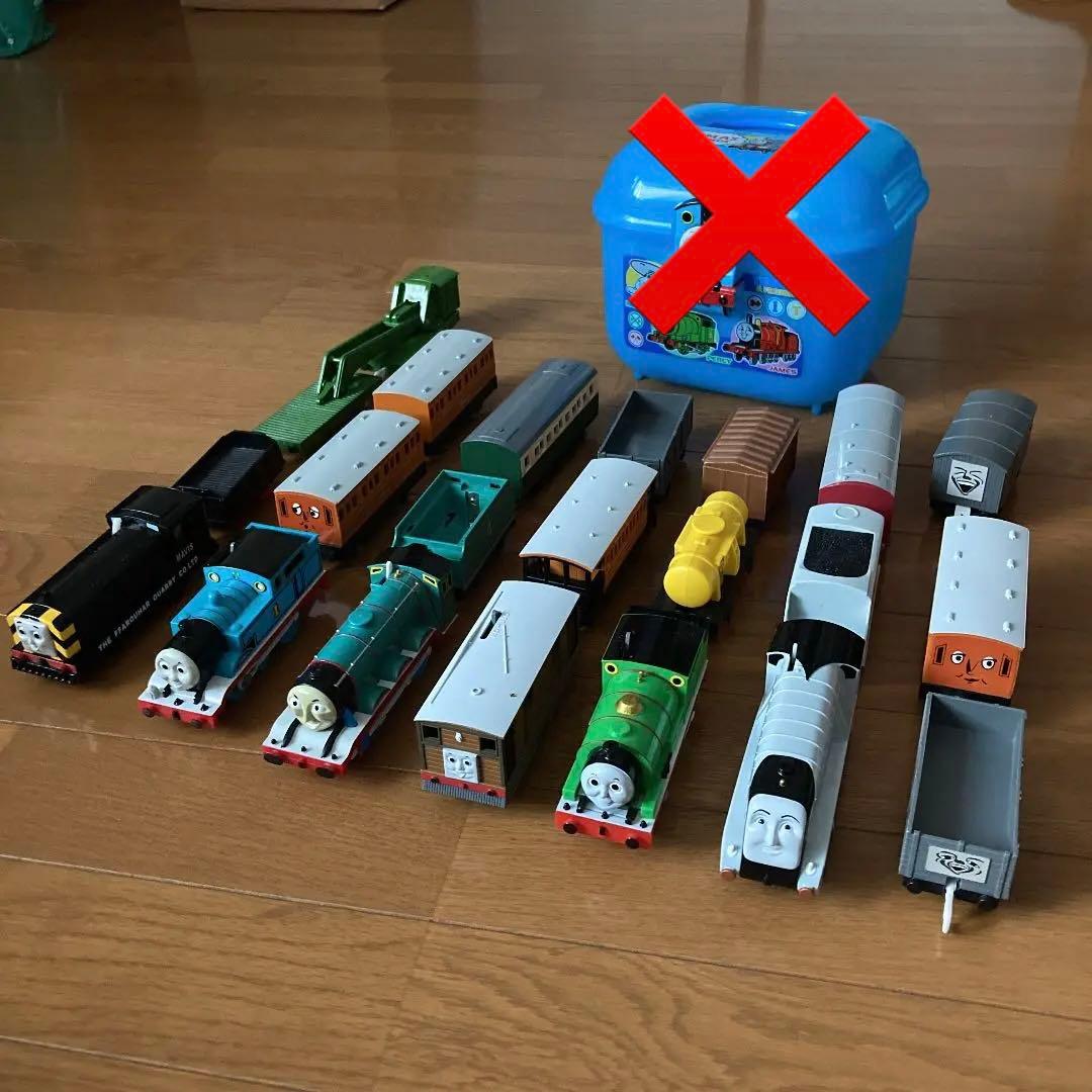 プラレール 機関車トーマス まとめ売り - メルカリ