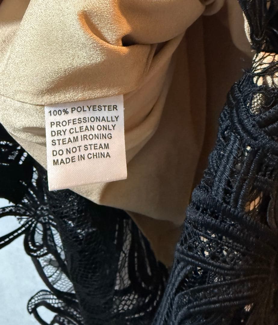 エルケイ　ブラックレースミディドレス フリル付き