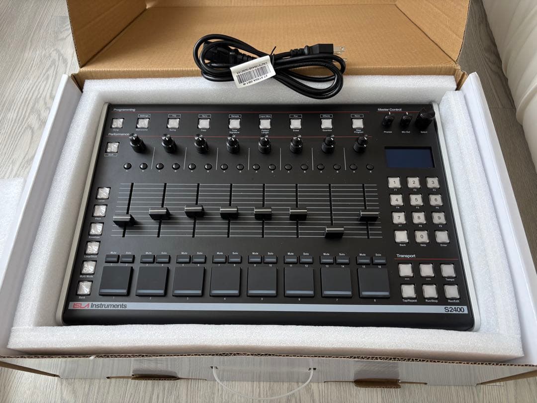 外国産コガネムシ標本】ダイコクコガネ/アルゼンチン産/26.1mm21.4mm