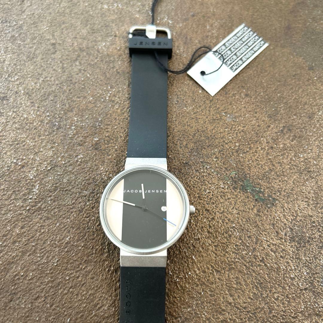 【新品未使用】JACOB  腕時計　ラバー　ブラック