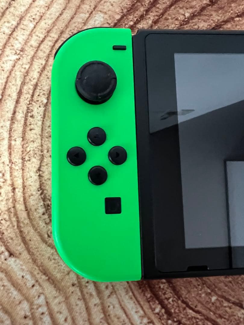 Nintendo Switch ニンテンドースイッチ本体　GRN/MGRN箱無し