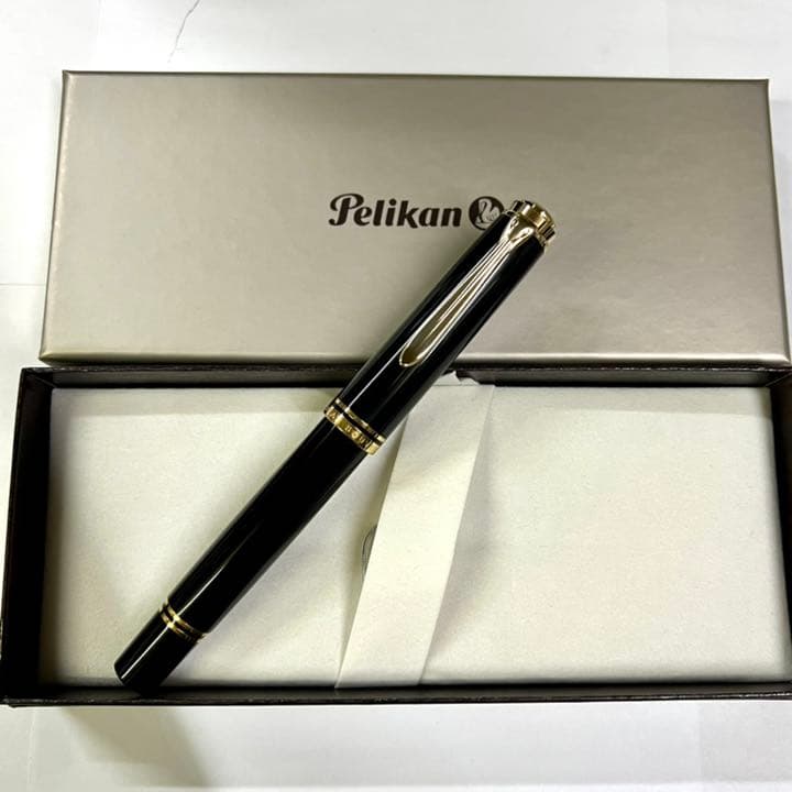 Pelican ペリカン スーベレーン M800 ブラック 万年筆 B Pelikan（ペリカン） スーベレーン M800 ブラック 万年筆 B（太字