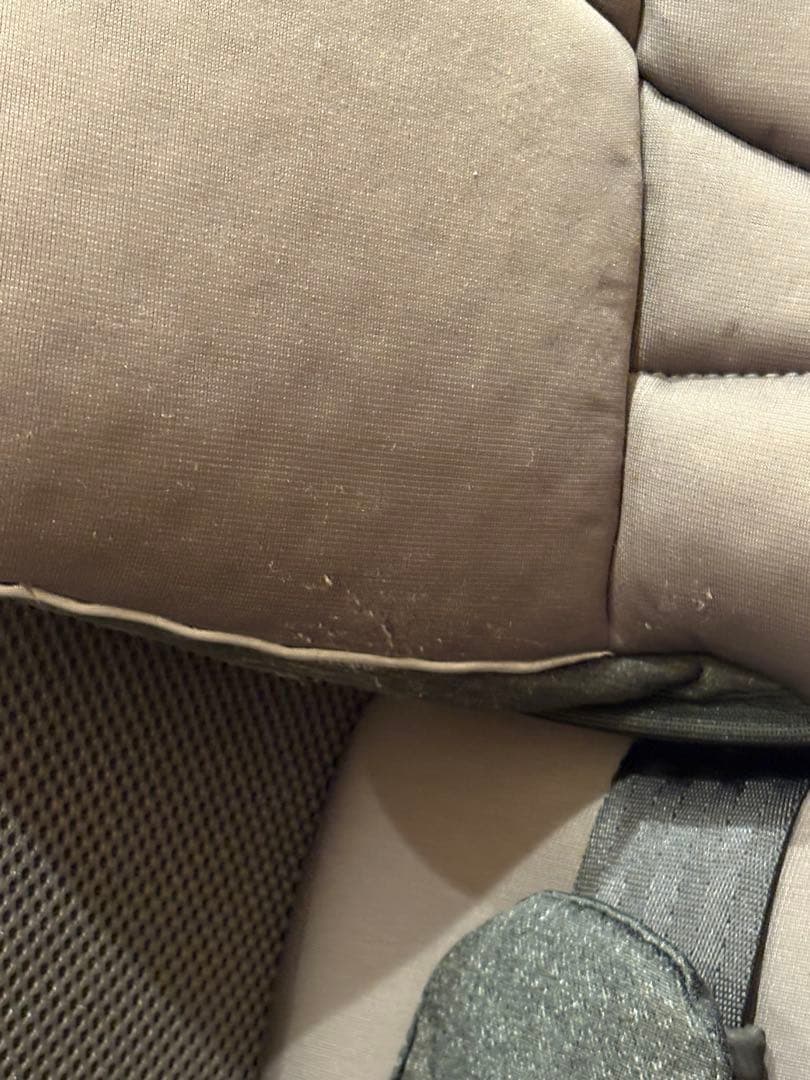 アプリカ　クルリラ　プレミアム　ISOFIX 回転式