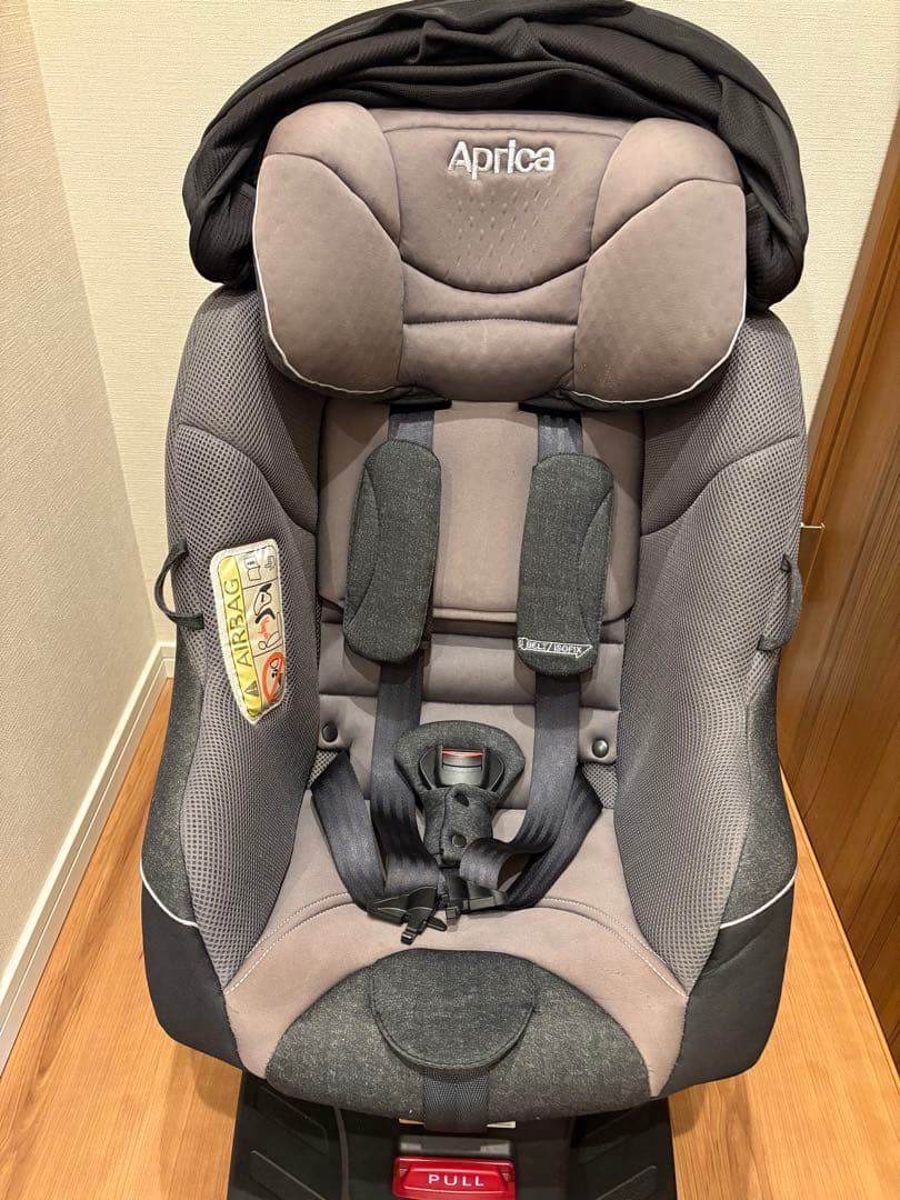 アプリカ　クルリラ　プレミアム　ISOFIX 回転式