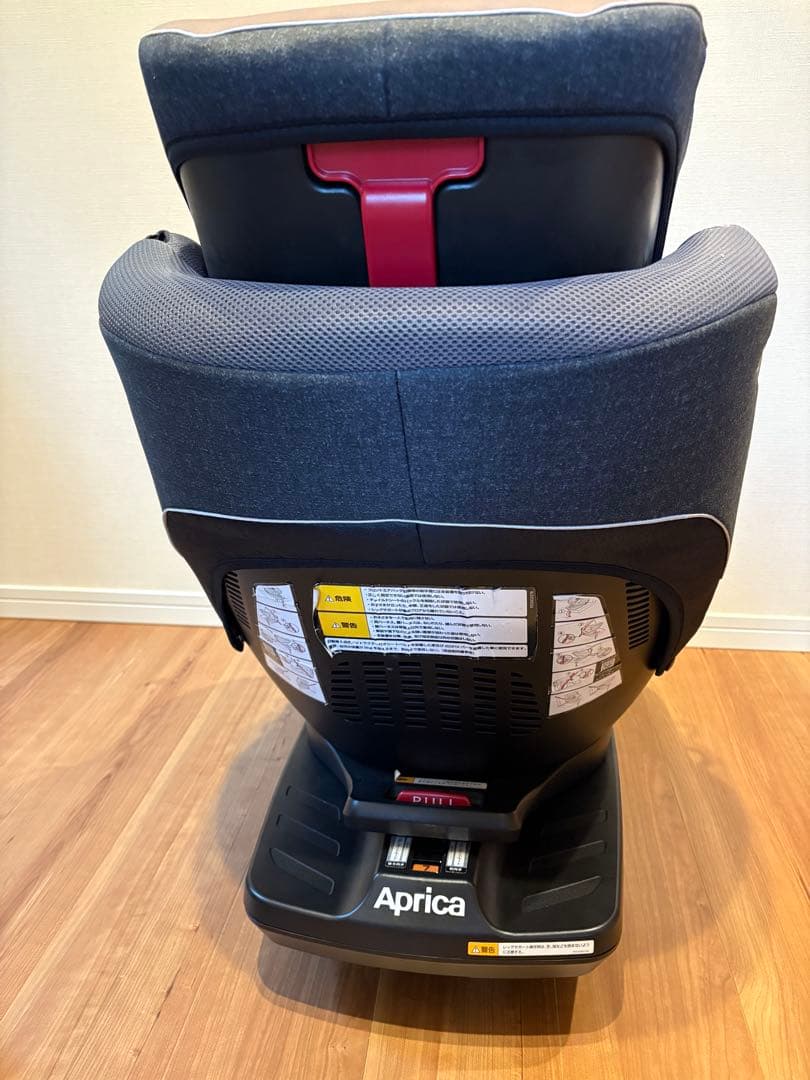 アプリカ　クルリラ　プレミアム　ISOFIX 回転式