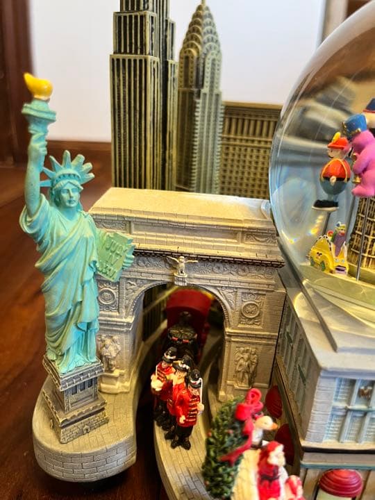 【美品】メイシーズ　ミュージカルウォーターグローブ