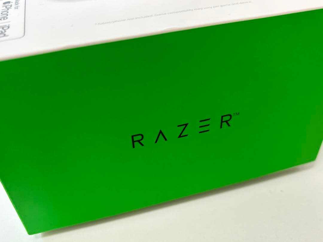 ゲーミングコントローラー