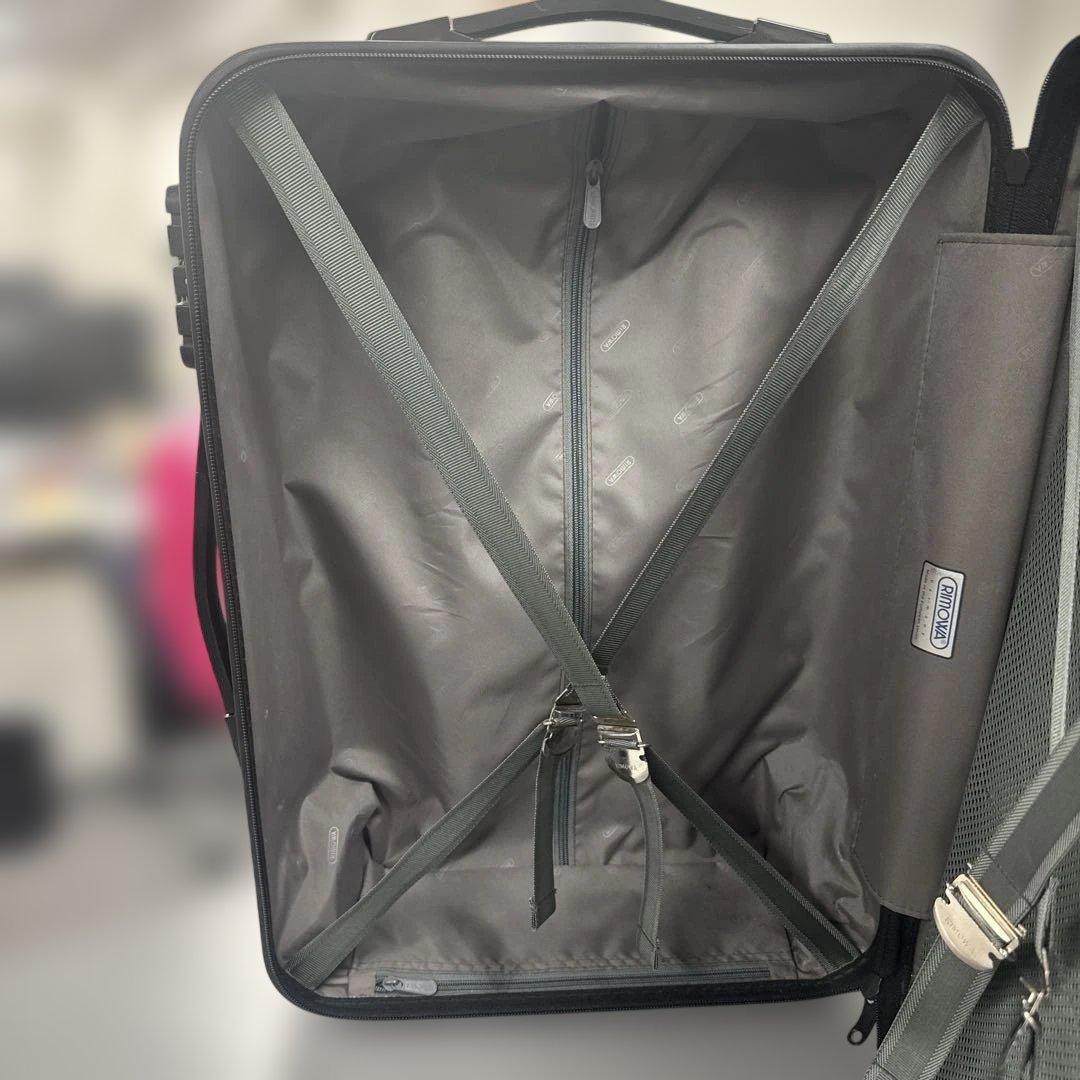 RIMOWA ブラック ストライプ 2輪キャリーケース RIMOWA ブラック