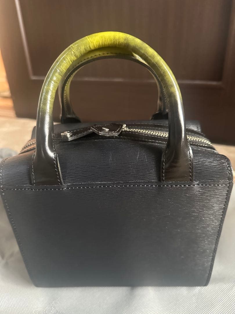 美品ヴィヴィアンウエストウッド　ハンドバッグ