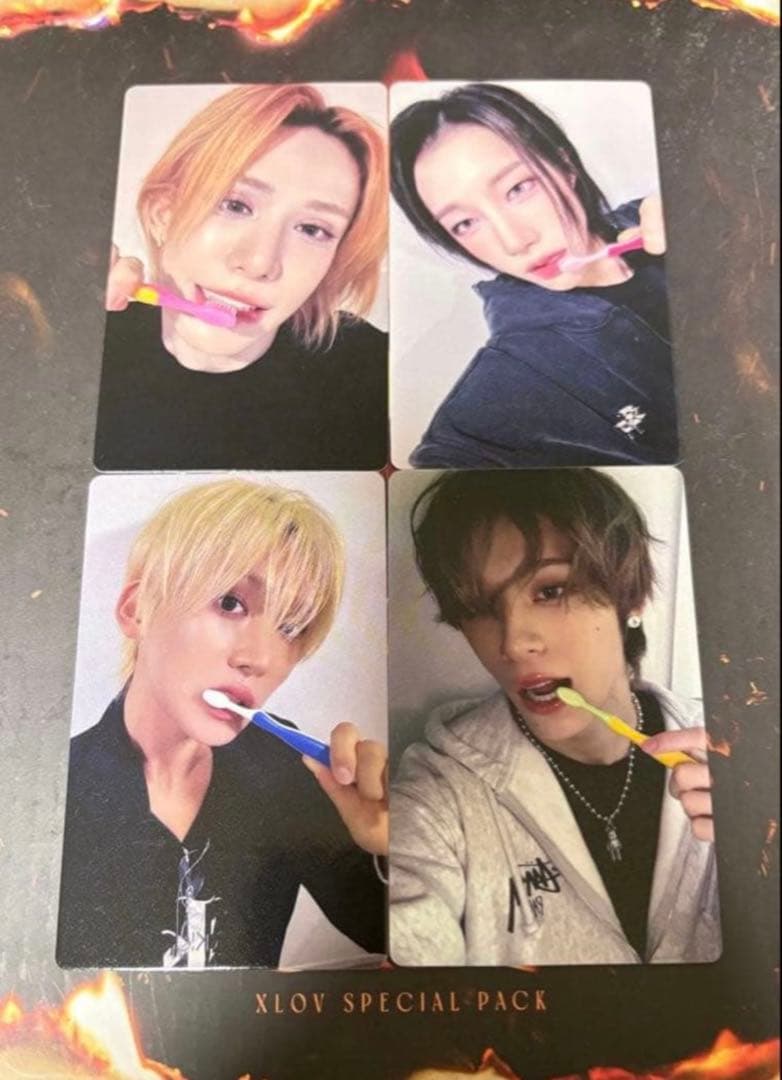 XLOV JUMPUP トレカ 4枚セット - メルカリ