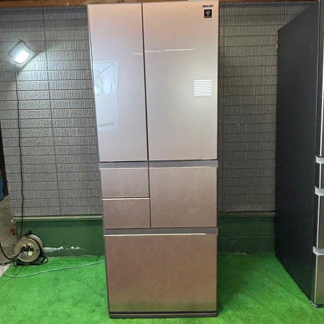 冷蔵庫 551L 大容量 おしゃれガラス面 人気 SHARP【地域限定配送無料】