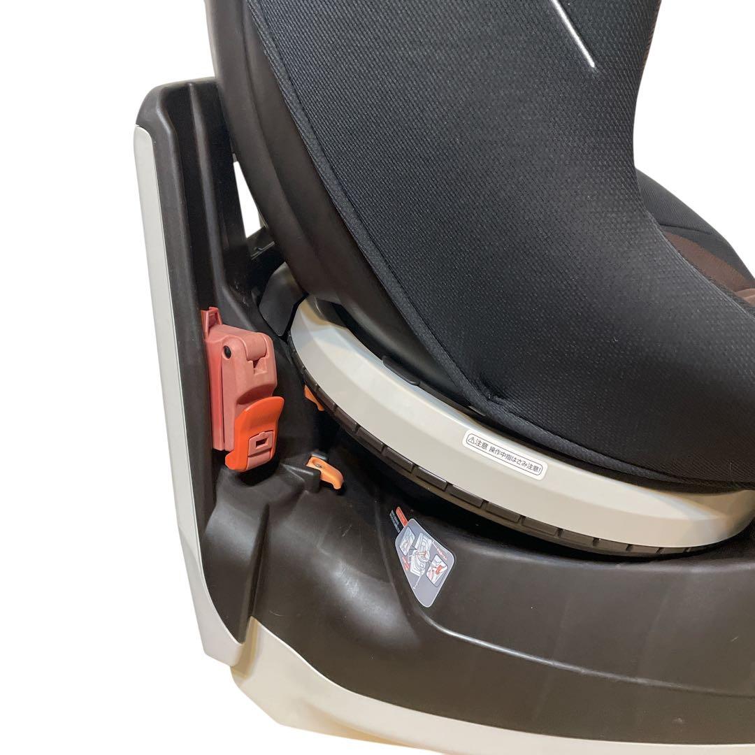 コンビ　ネセルターンリミテッド　ブラウン　新生児　combi チャイルドシート