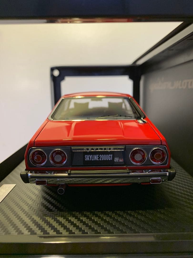 IGモデル 1/18 日産 スカイライン 2000 GT-ES C210 レッド