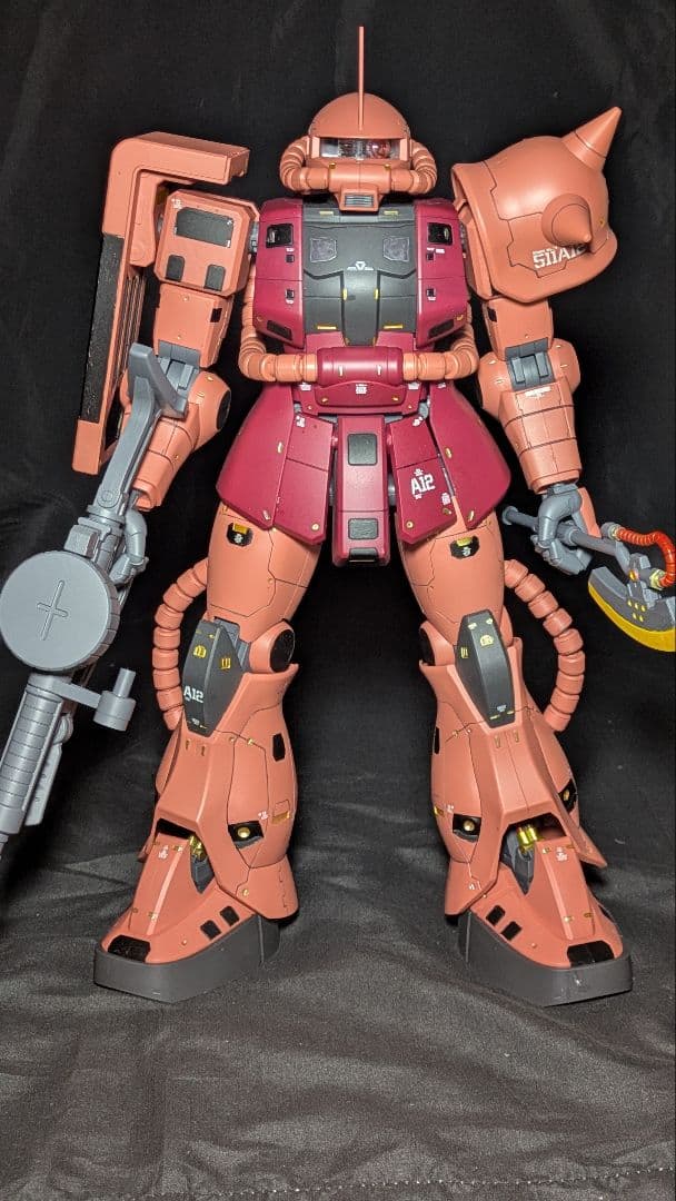 メガサイズ ガンダム ザク 塗装済 シャア専用 ガンプラ ザクⅡ rx-78-2