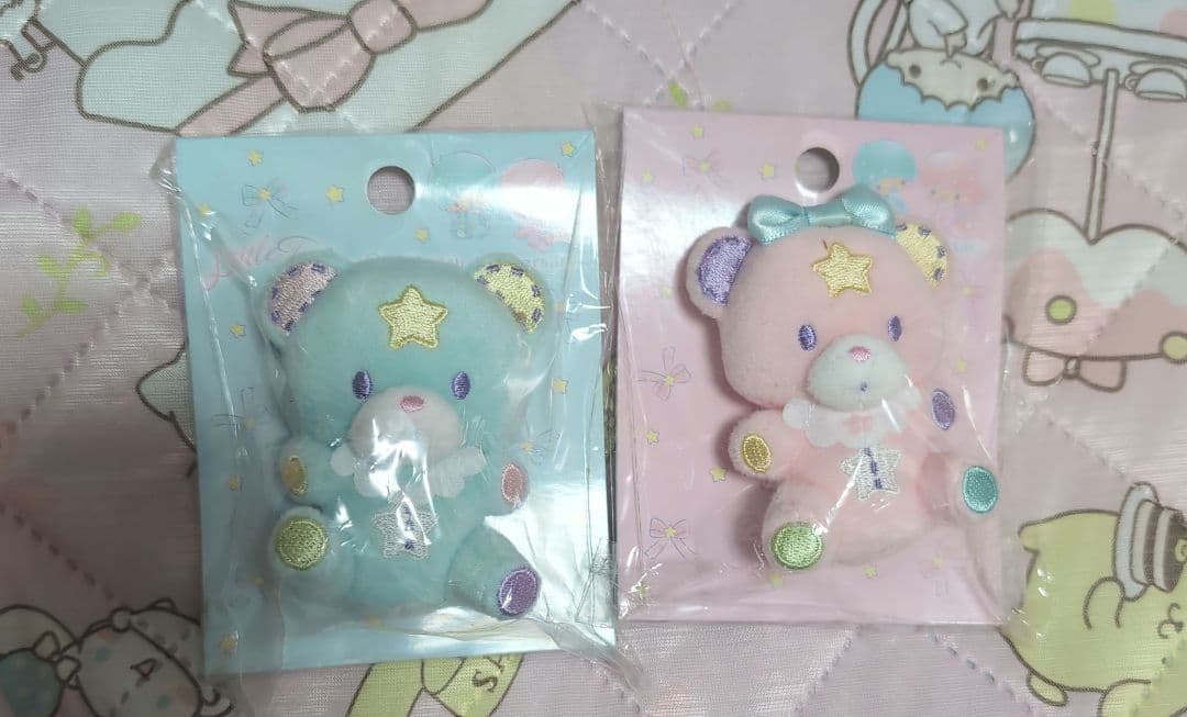 キキララ パフポフ マスコットブローチ リトルツインスターズ - メルカリ