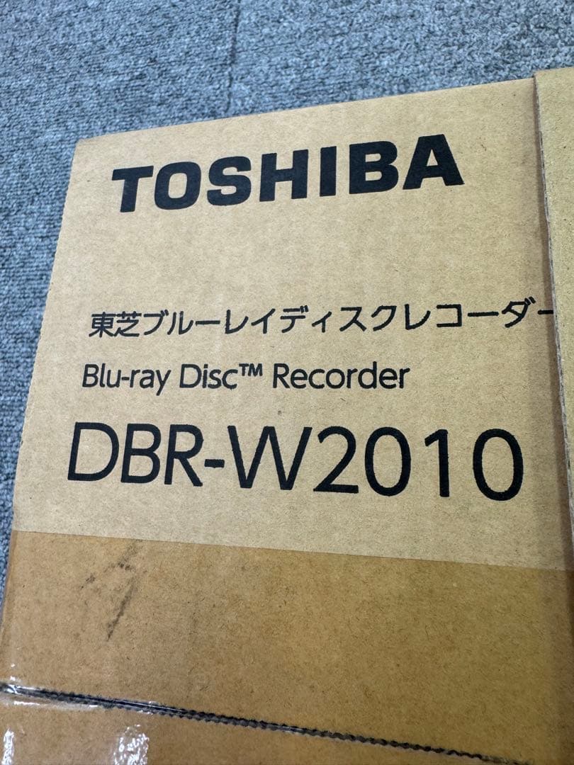 未使用　東芝 レグザ ブルーレイレコーダー DBR-W2010 REGZA