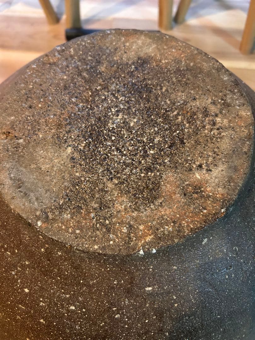 古美術◾️蔵の入口付近にあった特大50cmサイズの壺、壷、