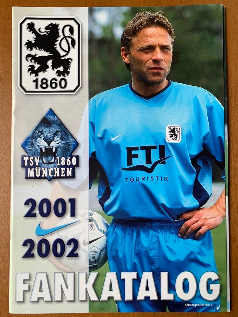 1860ミュンヘン'00-'01選手監督会長直筆サイン入りカード31枚&ポスター