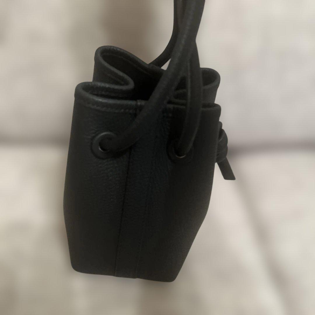 極美品　ヴァジックボンドミニ　レザー巾着型バッグトート　ブラック