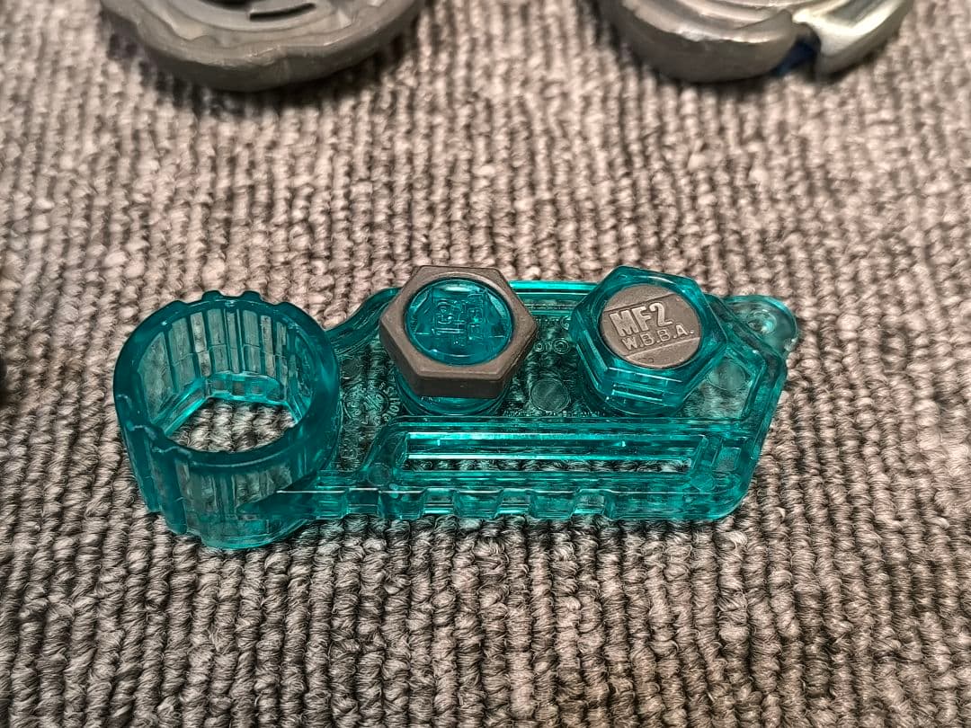 ベイブレード 3個セット｜バーンキャンサー／ロックエスコルピオ