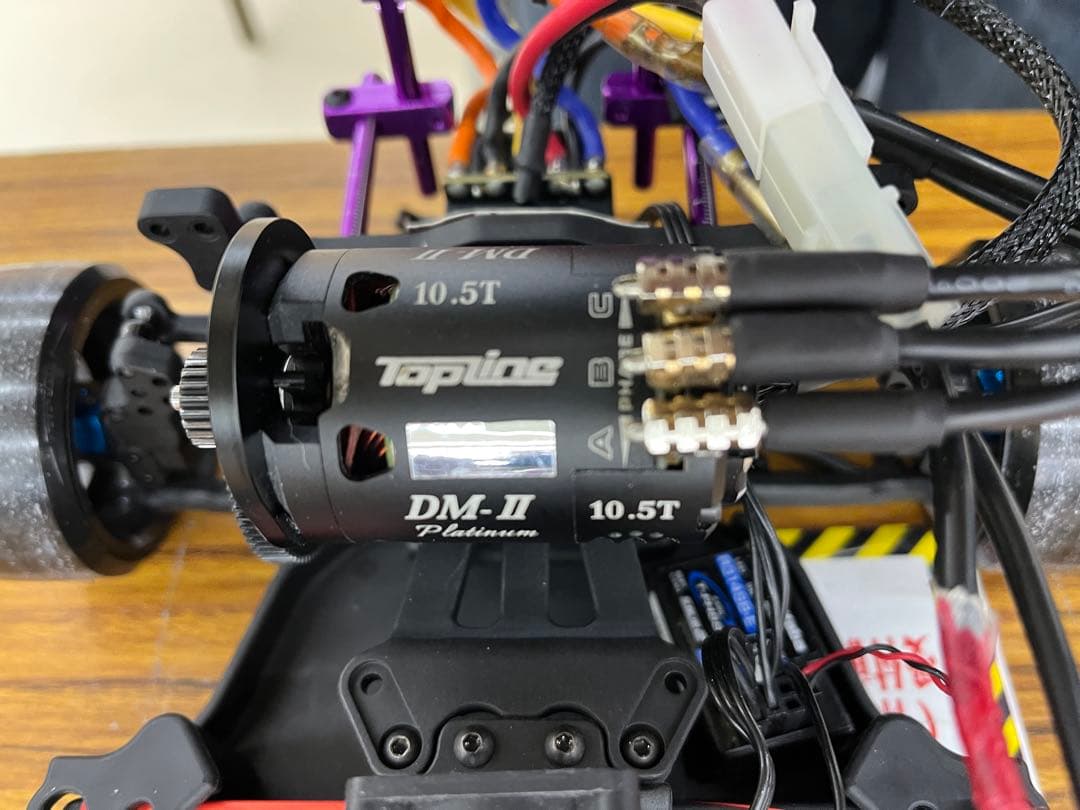 YD-2Z ジャイロ、サーボほぼ新品 オプションパーツ付き - メルカリ