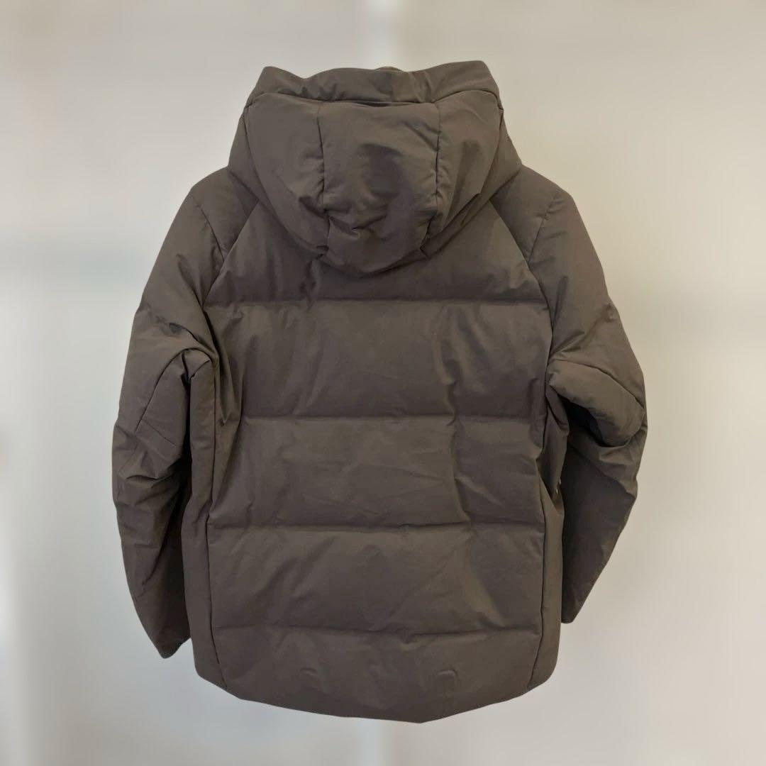 DESCENTE 水沢ダウン マウンテニア ブラウン ダウンジャケット M