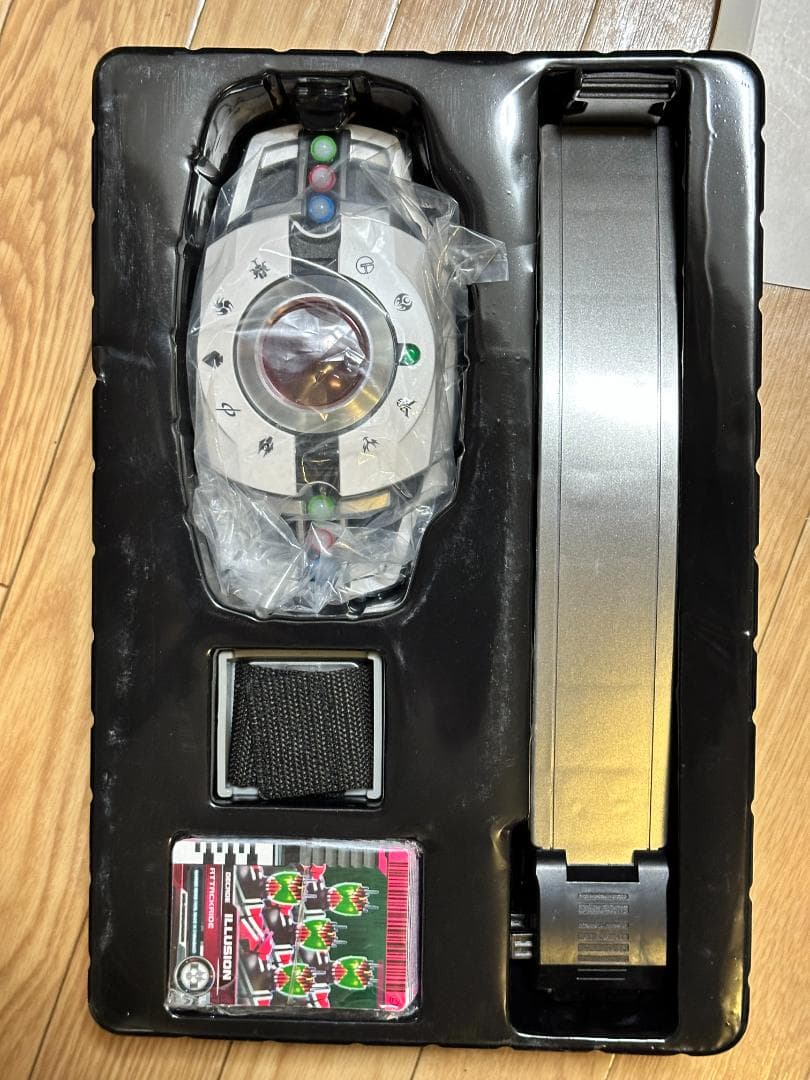 仮面ライダーディケイド中古・ヘルメット・胸当て・肩当て ・ベルト・ライドブッカー