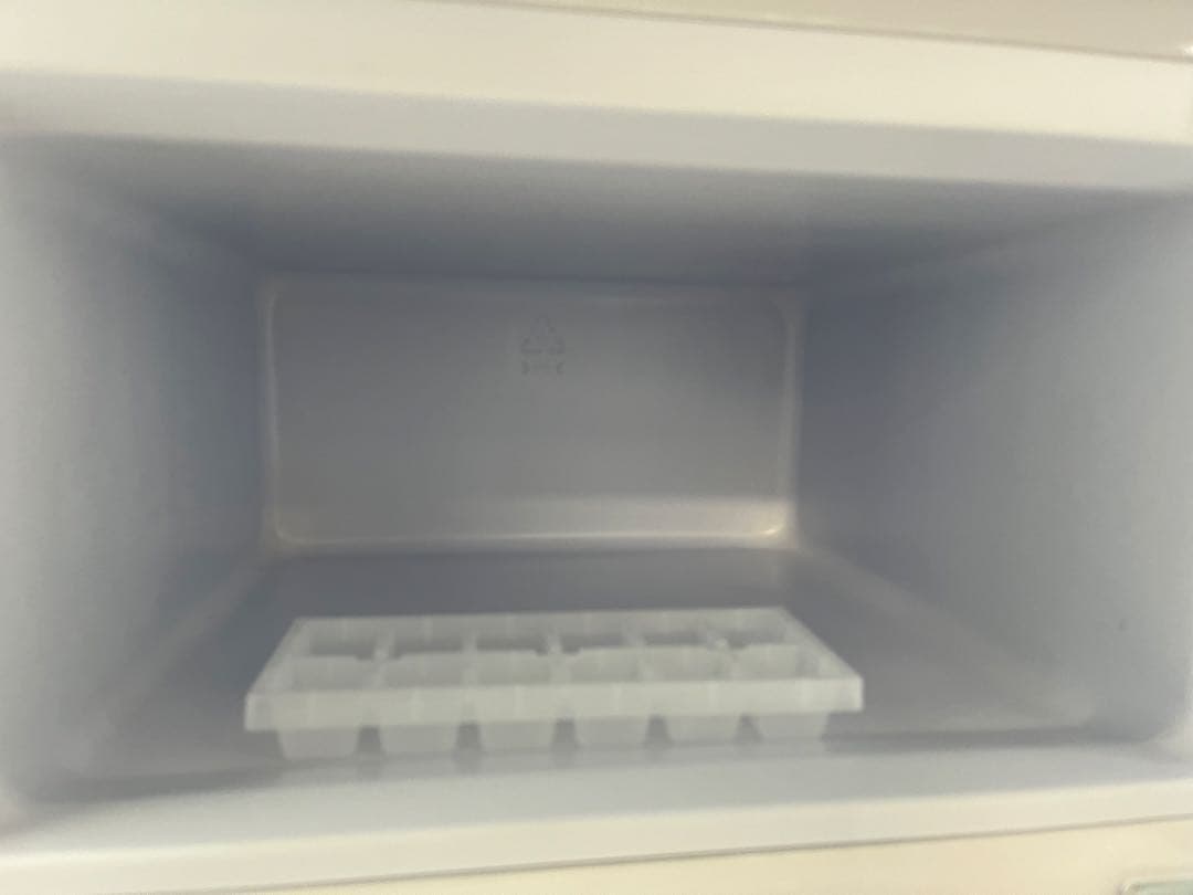 ELSONIC 冷蔵庫 一人暮らし 2ドア 小型 2023年製83L T