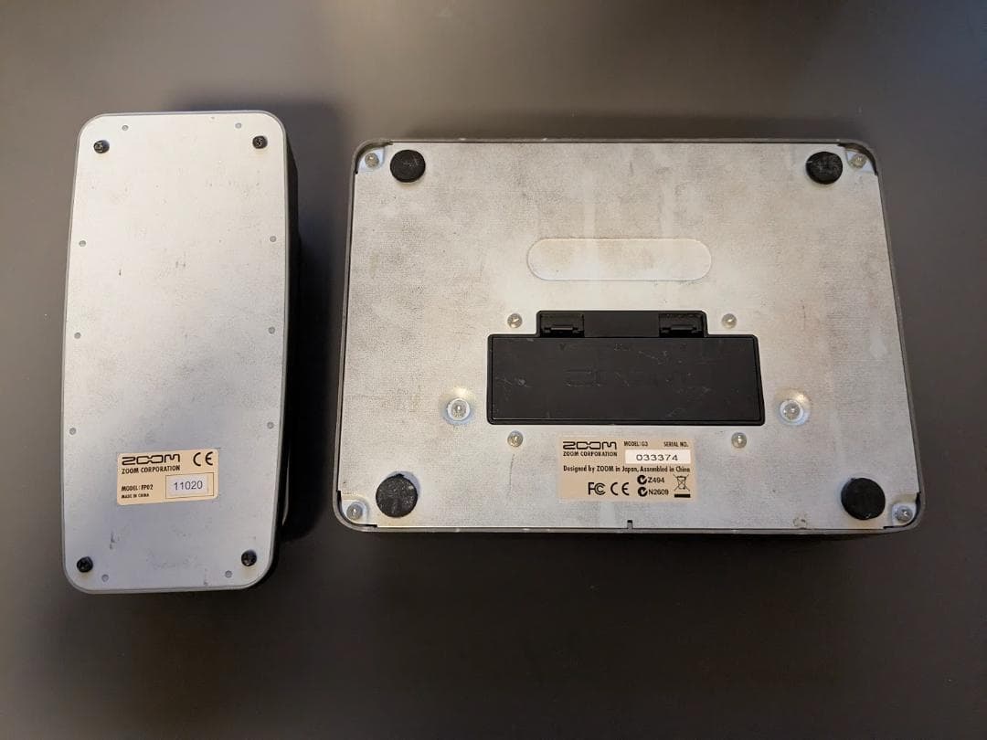 ZOOM G3 ギターエフェクター + FP02、おまけ付き