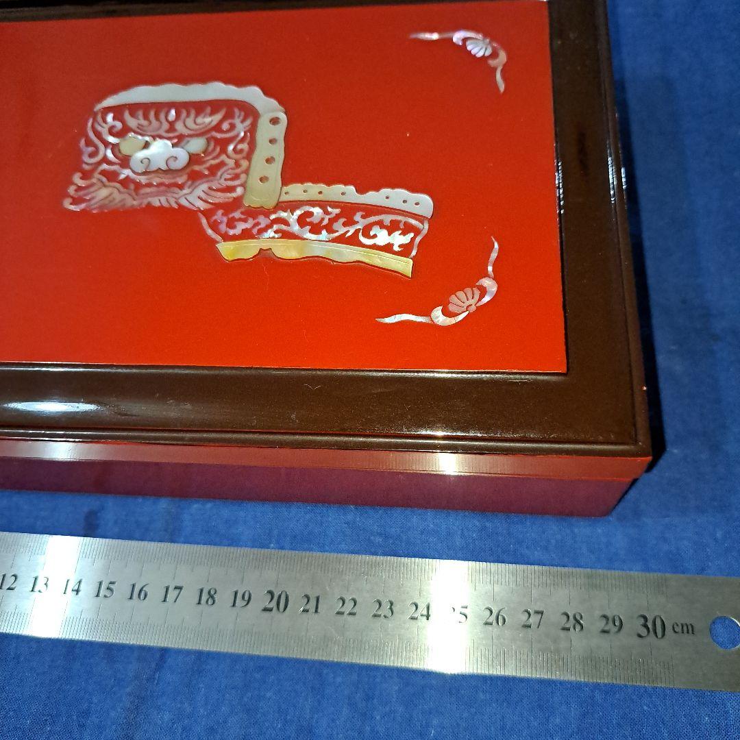 お値下げ中　明治　螺鈿　赤蒔絵　　箱型　　喫煙セット　獅子舞図