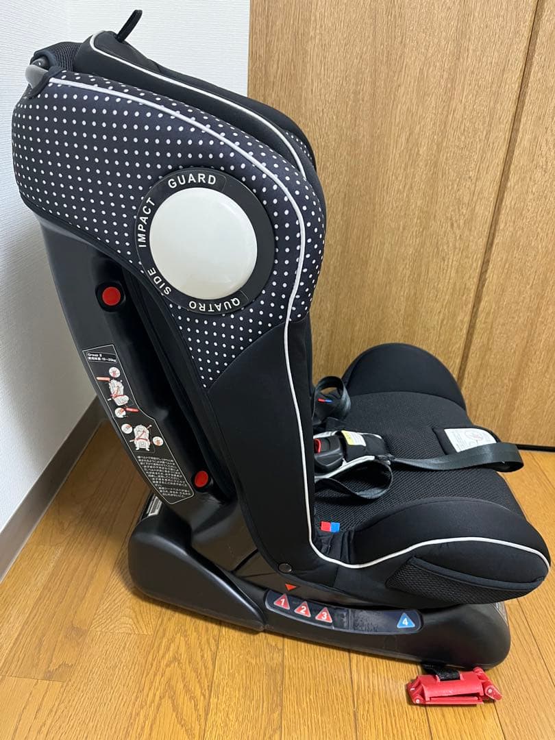 【お値下げ】pigeon チャイルドシート ドット柄　オレオユ