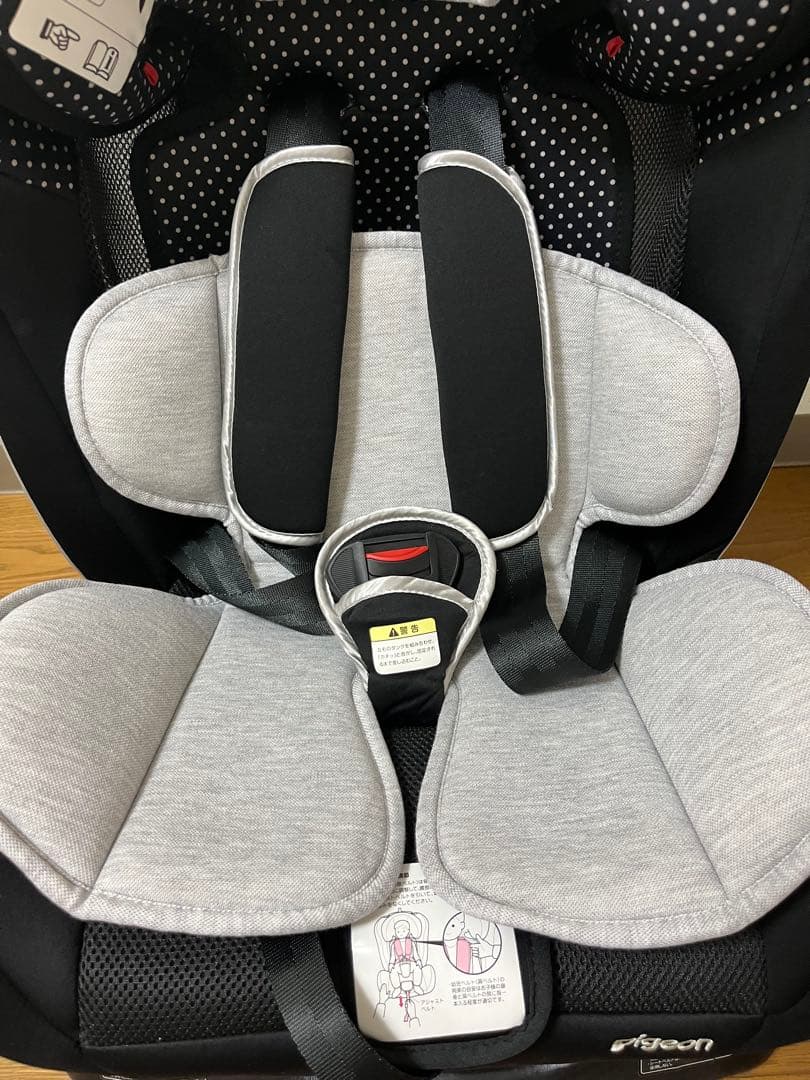 【お値下げ】pigeon チャイルドシート ドット柄　オレオユ