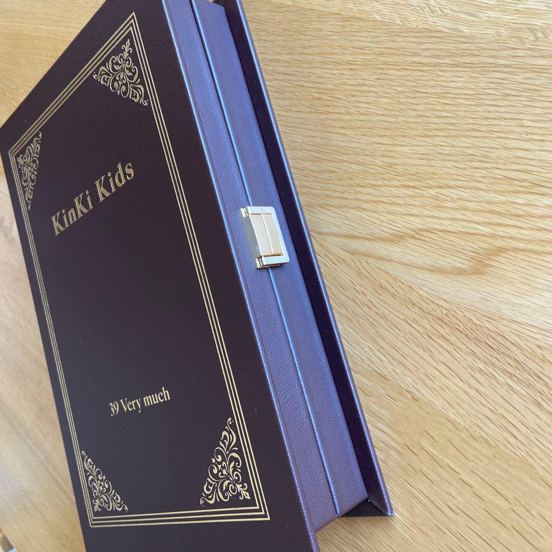 KinKi Kids 39 Very much ベストアルバム チャームセット - メルカリ