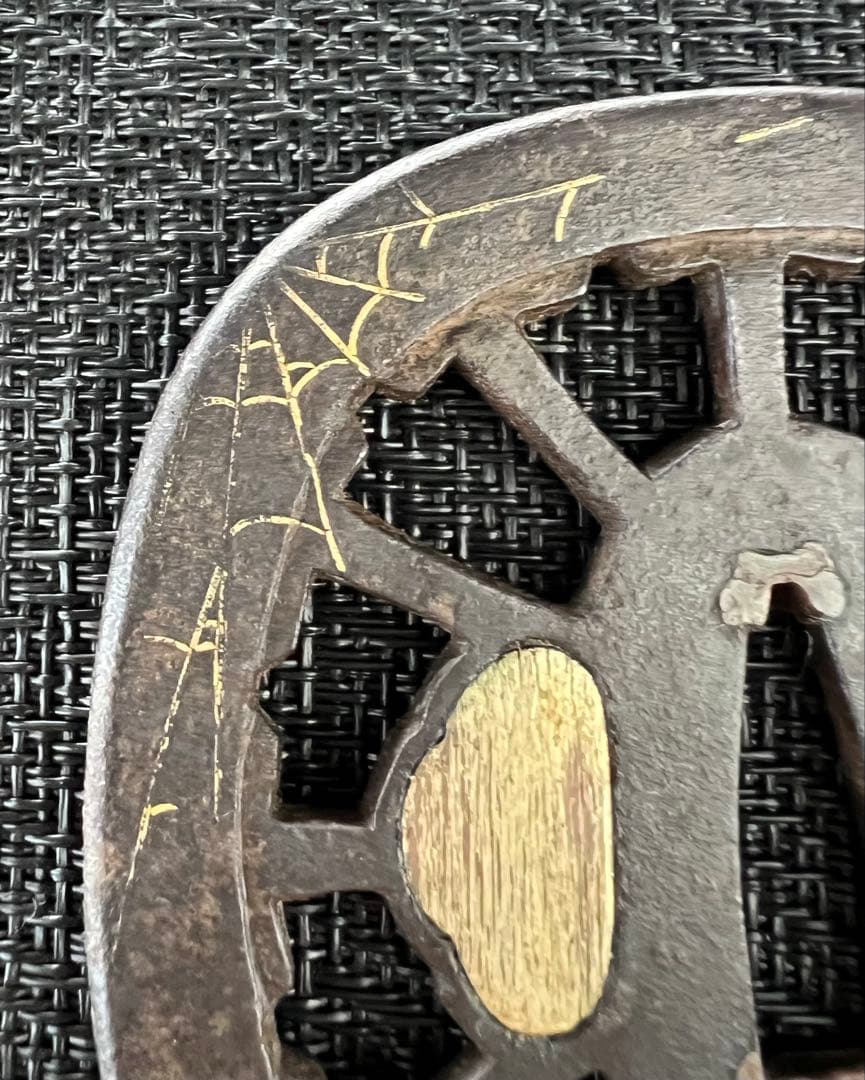 刀鍔 無名肥後 楽寿 透かし鍔 責金 年代物 桐箱付き(鍔布団有) アンティーク