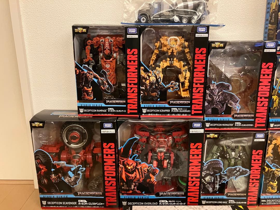【最終値下げ】トランスフォーマー　スタジオシリーズ　デバステーターセット