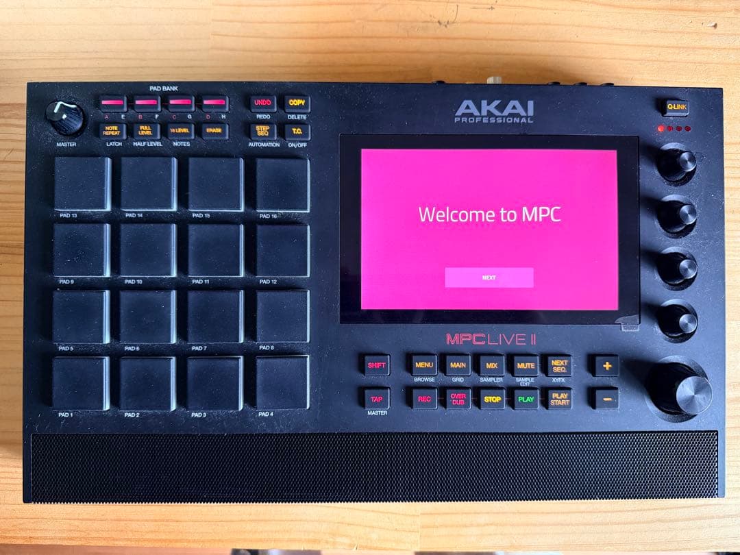 c*i様 AKAI MPC Live 2 500GB ボーナス c*i様 AKAI MPC Live 2 500GB ボーナス c*i様 AKAI MPC Live 2 500GB