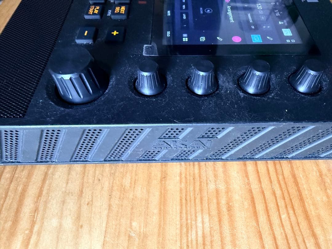 c*i様 AKAI MPC Live 2 500GB ボーナス